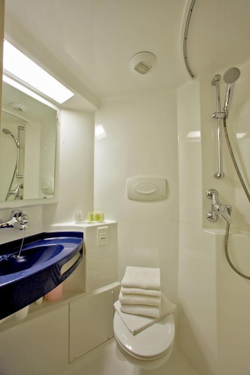 De L'ocean Hotel 3*