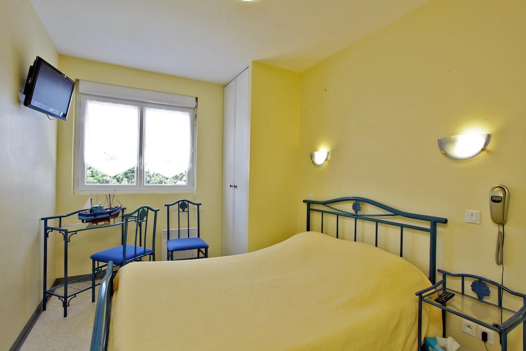 De L'ocean Hotel 3*